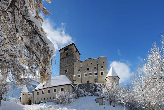 Museum Galerie Schloss Landeck - Landeck - Ferienregion TirolWest
