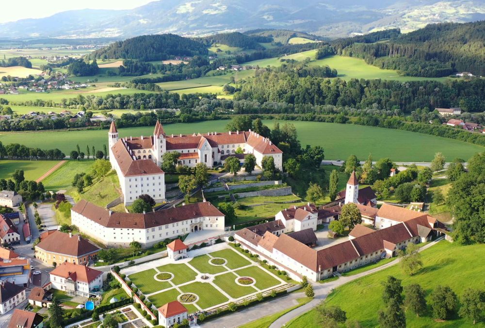 Schatzhaus Kärntens - Benediktinerstift St.Paul - St. Paul - Lavanttal