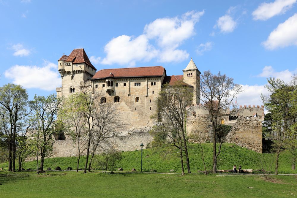 Burg Liechtenstein - Maria Enzersdorf - Wienerwald Thermenregion