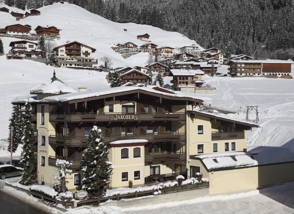 Hotel-Garni Jakober - Tux - Tux-Finkenberg