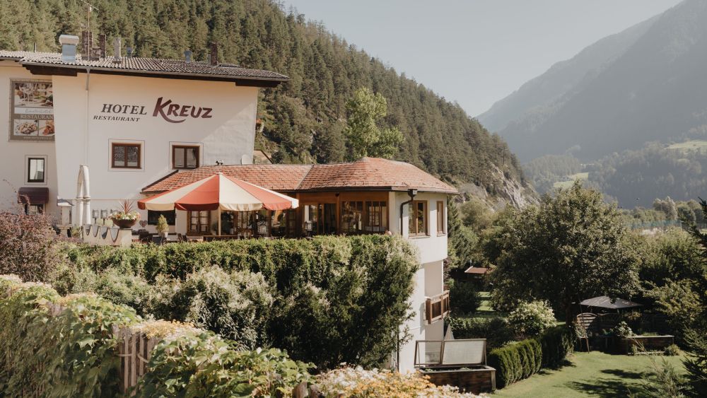 Hotel Kreuz - Pfunds - Nauders - Tiroler Oberland - Kaunertal